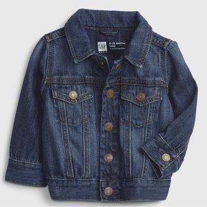 NEW 100% Organic Cotton Denim Jacket by Gap Dark Wash Size 0-3M